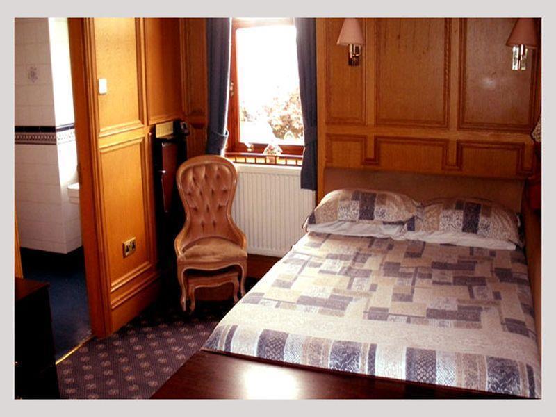 Oyo The Rowers Hotel, Dunston Gateshead Buitenkant foto