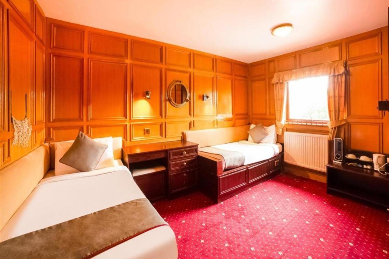 Oyo The Rowers Hotel, Dunston Gateshead Buitenkant foto